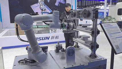 1734684733712283 5.gif