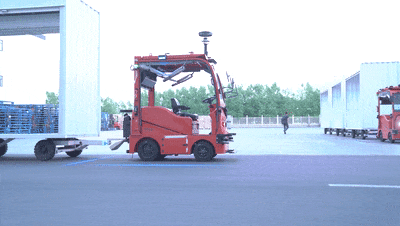 1748702428360497 8.gif