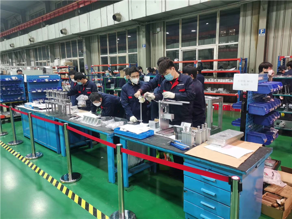 造作出产部门加班加点，大力支持2.jpg