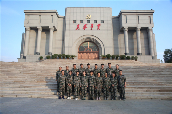 1560149233466094.jpg jinnianhui金年会党总支学员合影.jpg