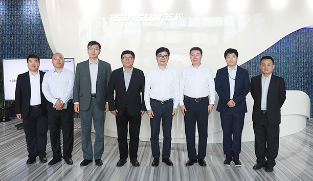 松下集团全球副总裁本间哲朗一行莅临jinnianhui金年会公司参观互换